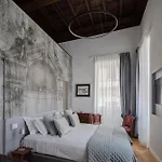 Luxury Apartment In Trastevere San Calisto