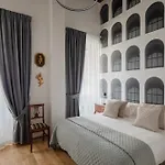 Luxury Apartment In Trastevere San Calisto